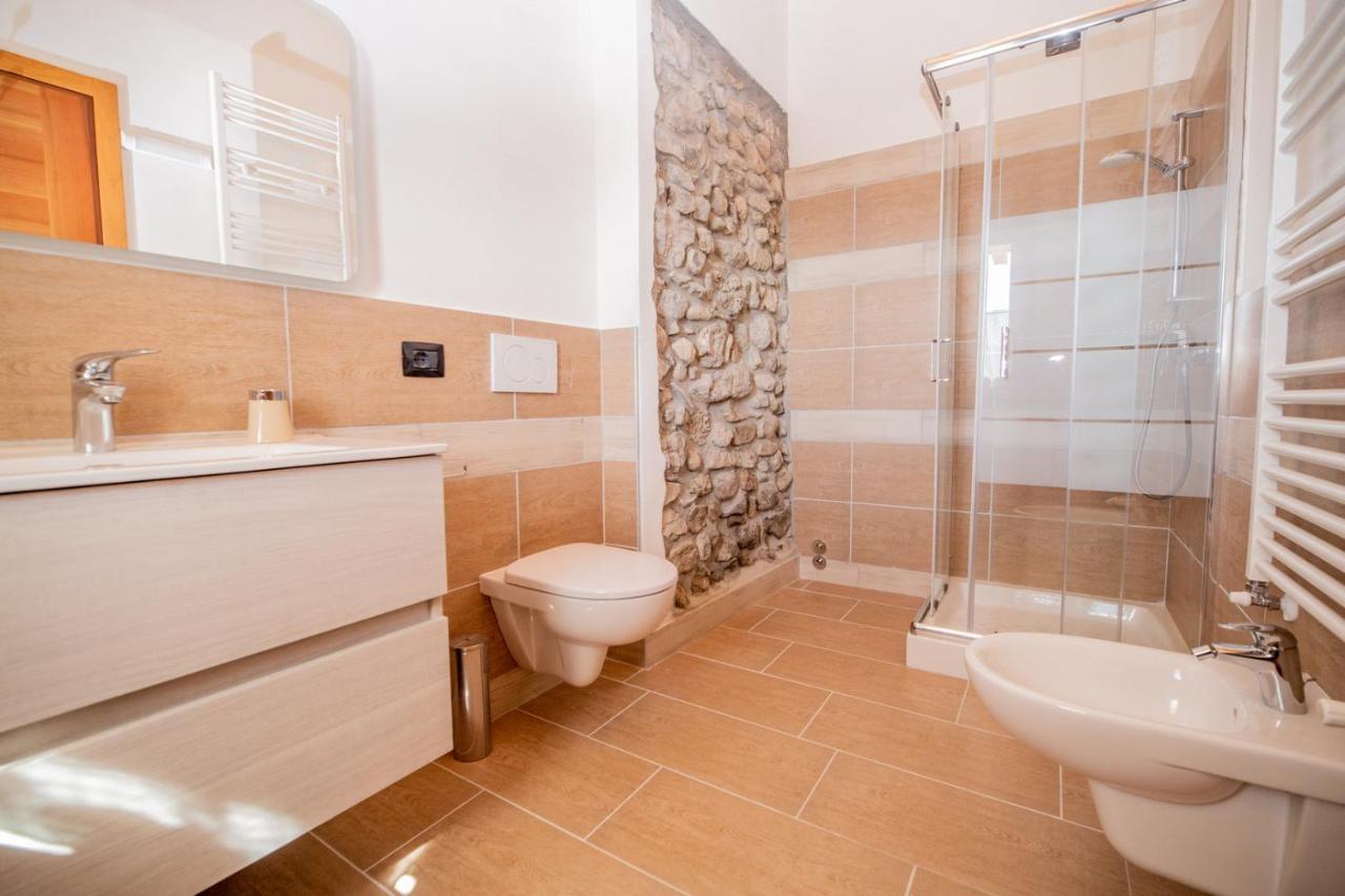 Agriturismo La Cascina B&B Сан-Феделе-Интельви Экстерьер фото