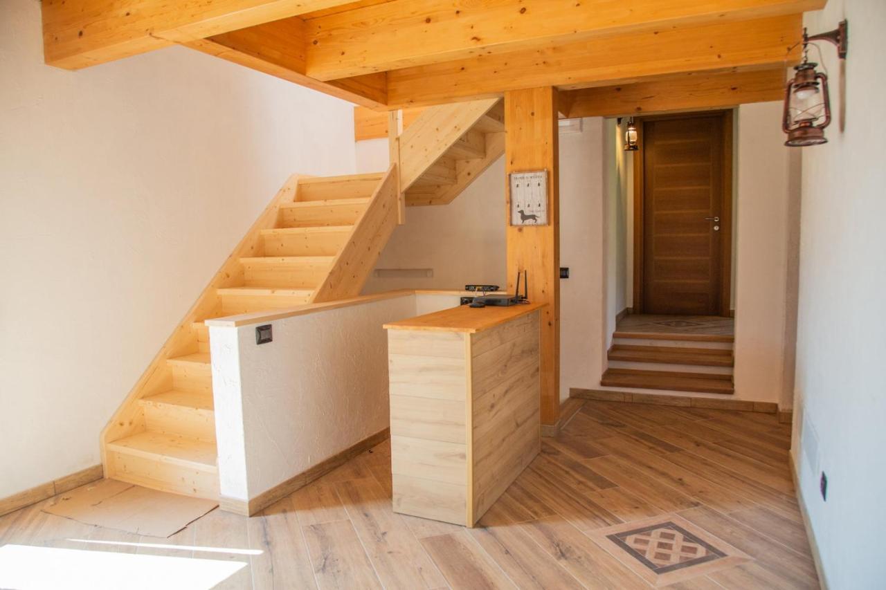 Agriturismo La Cascina B&B Сан-Феделе-Интельви Экстерьер фото