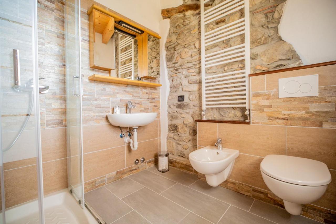 Agriturismo La Cascina B&B Сан-Феделе-Интельви Экстерьер фото