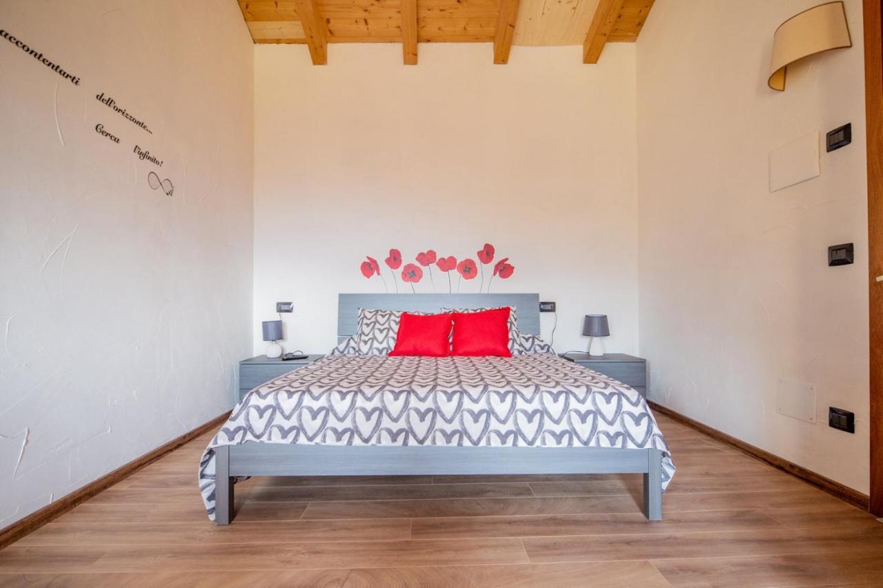 Agriturismo La Cascina B&B Сан-Феделе-Интельви Экстерьер фото