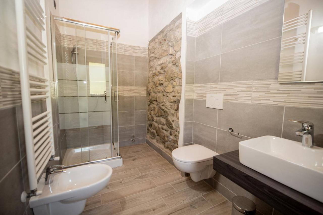 Agriturismo La Cascina B&B Сан-Феделе-Интельви Экстерьер фото