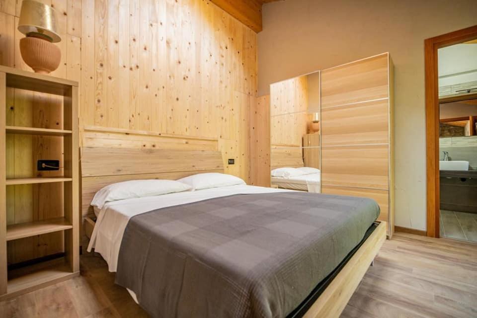 Agriturismo La Cascina B&B Сан-Феделе-Интельви Экстерьер фото